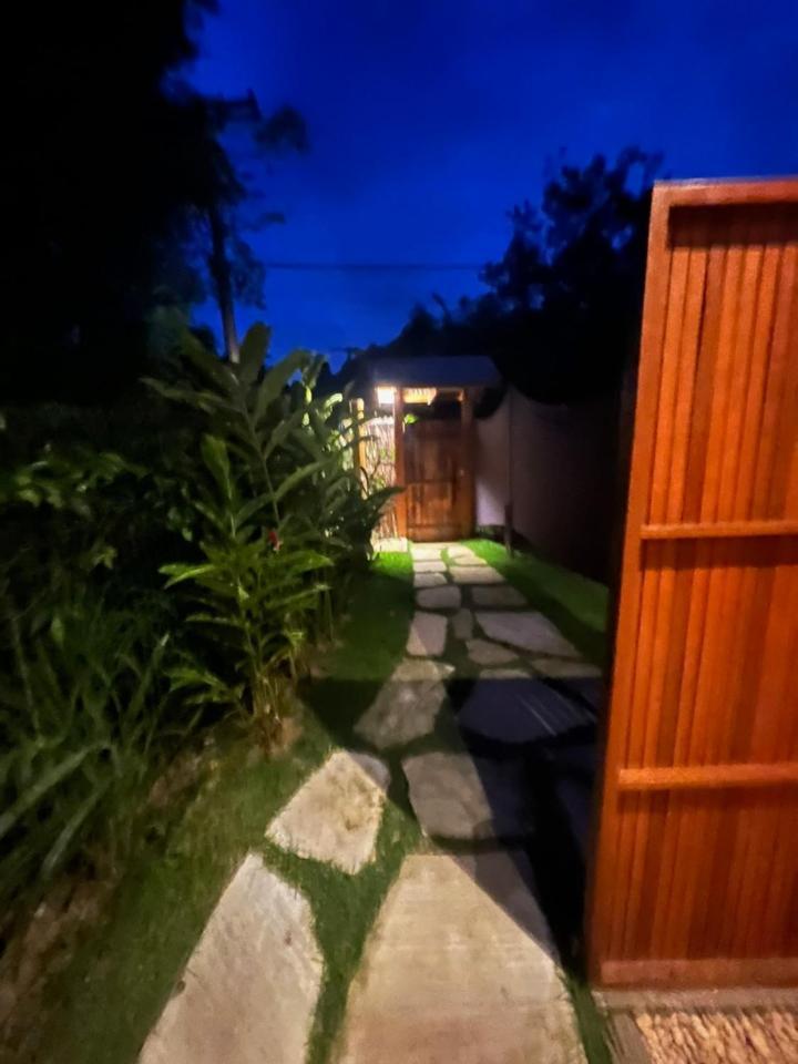 Casa Fiji - Suites Luxo - Praia De Itamambuca - Ao Lado Da Praia อูบาตูบา ภายนอก รูปภาพ